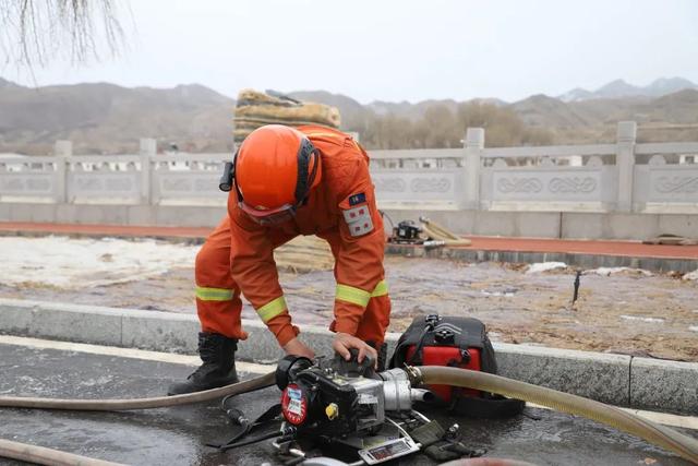 水泵架设练本领 精益求精促提升