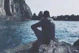 2022男人成熟稳重的经典句子图片