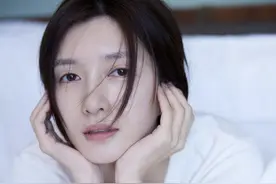 论“素颜女神”只服这7位，别人卸妆都遮掩，她们化妆前后没差别图片