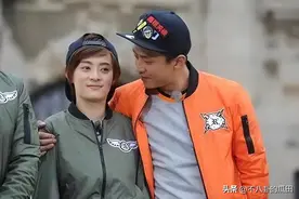 大瓜！曝明星夫妻各玩各的，男方嫖娼找外国人，女方想睡港台帅哥图片