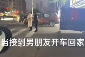 湖南一女子偷偷带男朋友回家，妈妈惊喜到笑开花，挽着女婿就走图片