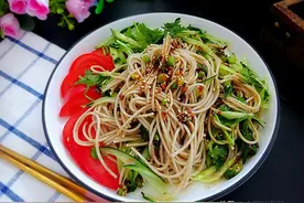 夏天轻断食，晚餐这么吃，健康顶饱又低卡，我一周至少吃3回图片