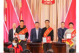 太原服装城 三十年“群英会”图片