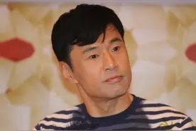 被称亚洲史泰龙，风头盖过李连杰，却被嘲晚节不保，于荣光咋了？图片