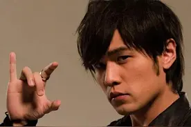 周杰伦也开始割韭菜了？网友吐槽演唱会注水严重，现场不如华晨宇图片