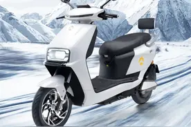 金箭锐界T530电摩评测：1800W电机，96V30Ah电池，续航超150公里图片