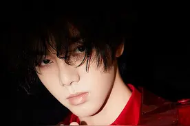 除了华晨宇，主流音乐圈，也就只有薛之谦能与之一战图片