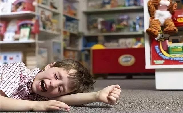 奥特曼和铠甲勇士哪个更厉害？