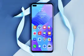 从4199元跌至1738元，麒麟990+鸿蒙OS+256GB，华为5G售价很亲民图片