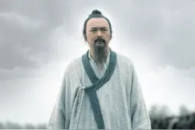 孔子向7岁小儿发难：天上有几颗星星？小孩回答后，孔子拜其为师图片