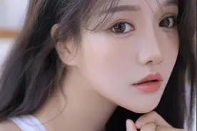 分手后，女人有这4个表现，说明她是真心爱过你的人图片