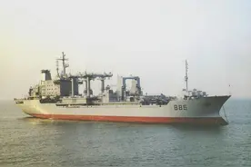 “兵马未动粮草先行”中国现役补给舰都有哪些？图片