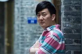 分道扬镳？肖央如日中天，王太利查无此人，筷子兄弟为何天差地别图片