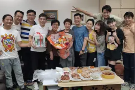 70岁的“康祈光”苏志丹老当益壮，康家正式进入“新康伯”时代图片