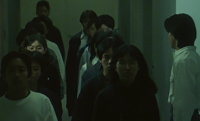 《迪迦奥特曼》第42集，虚幻的游戏世界，生物电脑法伊巴斯登场