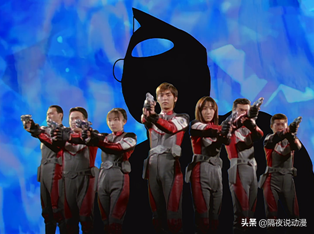 忙着“卖胶”的圆谷，还会记得25年前的《戴拿奥特曼》有多神吗？