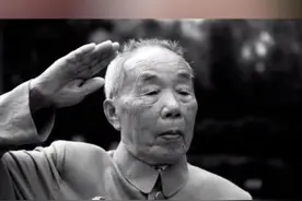 104岁老英雄韦忠诚去世，曾受邀参加阅兵活动图片