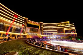 从“织造基地”迈向“时尚高地”，皮尔卡丹·2023天津时装周再掀“津纺热潮”图片