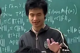 北大“韦神”无车无房被嘲笑？工资曝光后，网友不淡定了图片