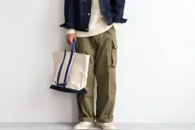 “工装裤”当下真的很流行，不管怎么搭都不挑人，穿出街与众不同图片