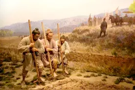 小脚趾拥有两瓣甲的人，是纯种汉人？他们到底是何来历？图片