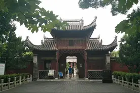安徽“废弃”古街，耗资8亿还是鲜少人知，旅游旺季成了空巷子图片