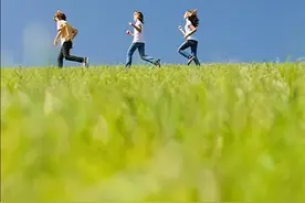 男人终身不娶和女人终身不嫁，谁的晚年更凄凉？图片