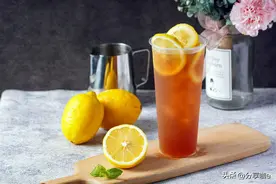 泡浓点好吗？胃病能喝吗？关于柠檬水，原来有那么多奇怪的说法图片