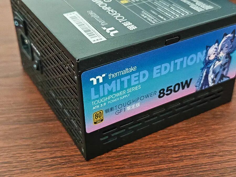 1000出头,新装的TT主机真的很帅,这才是男孩子第一台海景房主机