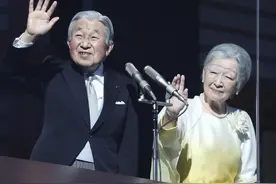 日本天皇每天都要上班，工作就是签字、盖章，“年薪”9000万日元图片