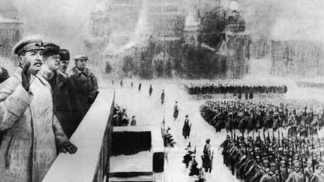 莫斯科保卫战有多惨烈？180万德军围攻苏军，斯大林如何绝地反击