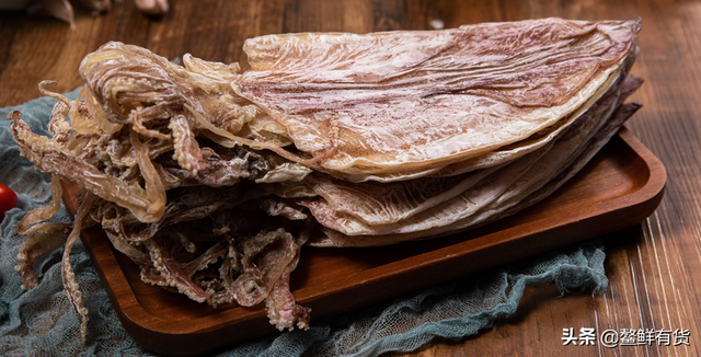 特级无盐鱿鱼干，天然淡晒海味，这么做实在美味，还不快学起来