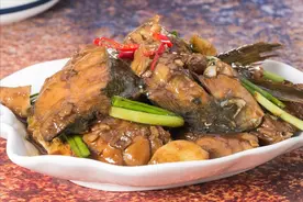 鲅鱼去腥，切忌只会放料酒，谨记2个窍门，肉质香嫩鲜美，没腥味图片