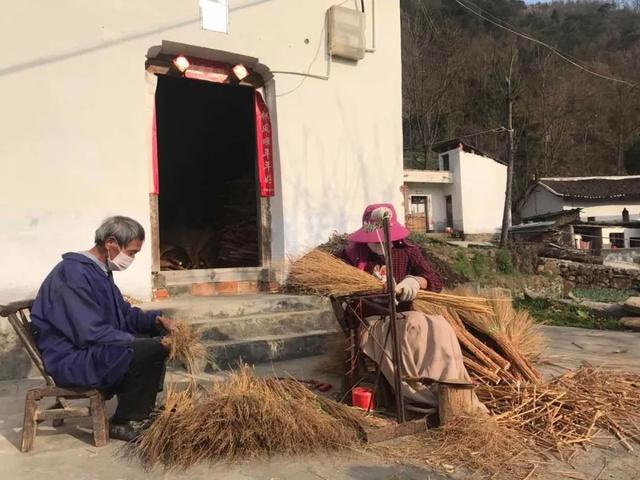 专家：村级债达9千亿 五笔账该清算
