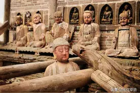 河南开封：1910年，一片狼藉的大相国寺和破烂不堪的佑国寺图片