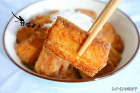 煎带鱼时：不要直接下锅煎，退休大厨教你正确方法，不掉皮不粘锅图片