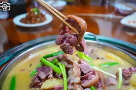 巫山不只有巫峡与神女，还有许多特色美食，第一餐就征服了我的胃图片