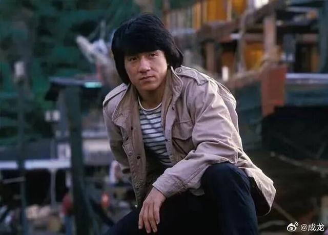 71岁成龙去世？病床图片疯传，最新消息来了