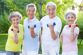 想长寿就早上坚持锻炼？医生：3个“害人”的运动，很多人还在做图片