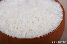 过年消食别总吃萝卜丸子，试试这款菠菜丸子，一道西班牙的小吃图片