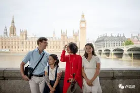 “为了30年前的心愿，我终于拖家带口来了伦敦！”图片