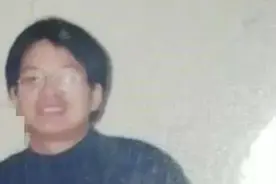 “寒门贵子”的心酸：为躲“吸血鬼”父母，北大博士后拒绝回国图片