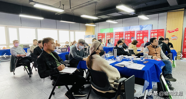 �߿�־Ը�������ô����ο��ٽ����г���