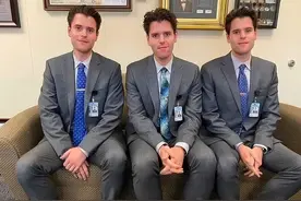 27年形影不离什么感觉？美国这三胞胎兄弟出生后就没分开过图片