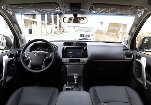 缔造经典传奇的普拉多 2TR全面升级机械增压 163匹马力提升至262匹