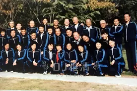 八一厂罕见的老照片曝光 明星们在银幕外也精彩 大合影令人感慨万千图片