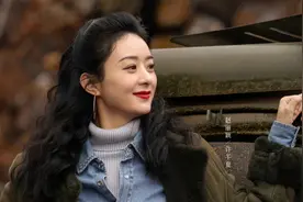 《风吹半夏》：“土妹”变“款姐”，赵丽颖新剧演技造型双出圈图片