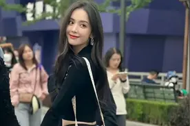 古力娜扎穿“丁字牛仔裤”引起了争议！图片