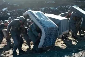 湿棉被挡子弹，抗日神剧是胡编的吗？真枪实弹做个试验看结果图片