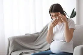 当怀孕撞上感冒到底能不能吃药？弄清以下4点就知道了图片